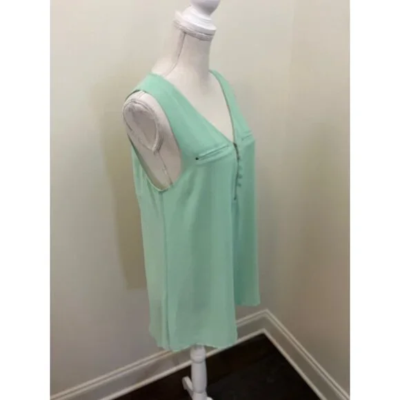 Fab'rik Light Green Sleeveless Front Zip Top Size Large - Picture 3 of 6